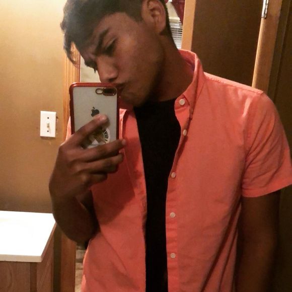 Meet your Posher, George - Picture 1 of 1